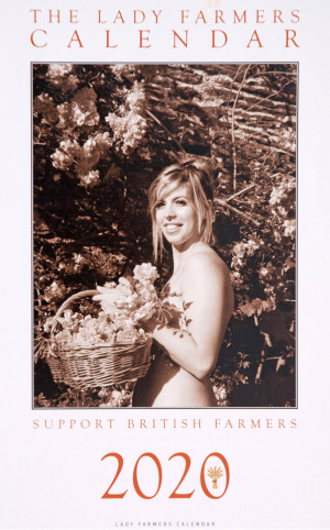 image 13 in Britse boerinnen naaktkalender gallery
