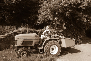 image 9 in Britse boerinnen naaktkalender gallery