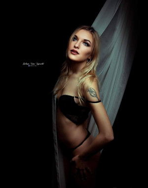 image 4 in CB gallery