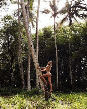 image 7 in Charly sporty gallery