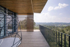 image 4 in Cliff Hotel gallery