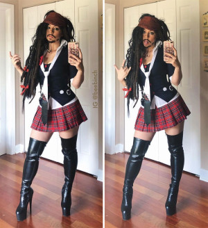 image 18 in Cosplay bizar gallery