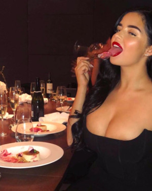 image 10 in demi rose verjaardag gallery