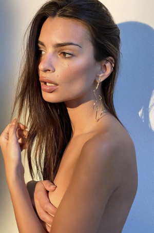 image IMG_4912 in Emrata gallery