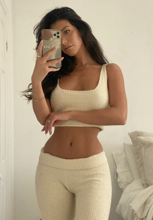 image IMG_2355 in Engelse chick  gallery
