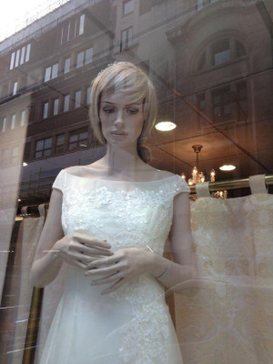 image 16 in etalagepoppen gallery