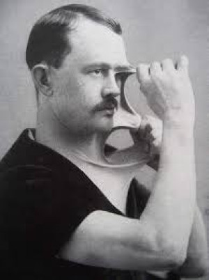 image 2.-Felix-Wehrle in freaks gallery