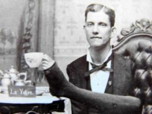 image 5.-Charles-Tripp in freaks gallery