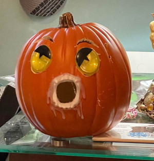 image 4 in halloweentje gallery