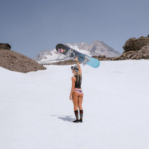 image 3 in Hannah Teter gallery