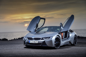 image 7 in i8 gallery