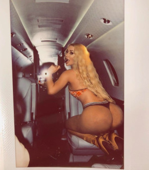 image 10 in Iggy Azalea gallery