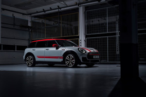 image 4 in JCW clubman gallery