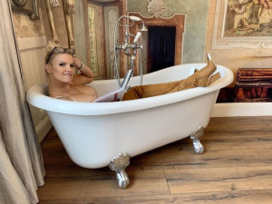 image 5 in kerry katona gallery