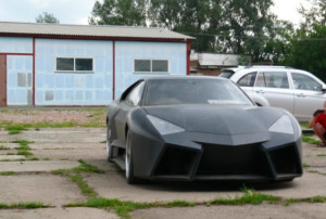 image 3 in lambo replo gallery