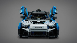 image 2 in LegoMcLaren gallery