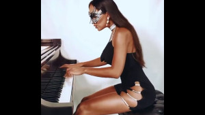 image 20 in Lola Astanova gallery