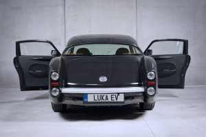 image 7 in Luka MV gallery
