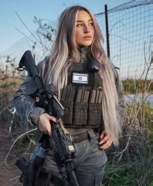 image IMG_4442 in militaire babe  gallery