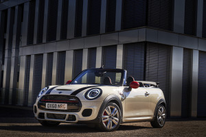 image 16 in mini jcw gallery