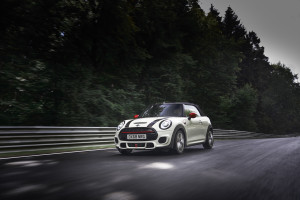 image 27 in mini jcw gallery