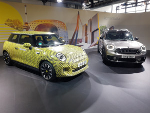 image 1 in MINI SE gallery