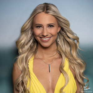 image 17-celine-van-ouytsel-kevin-swijsen-1_lightbox in Miss België 2020 gallery