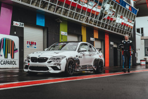 image P90417845_highRes_bmw-m2-cs-racing-by- in Misselijkmakende BMW gallery