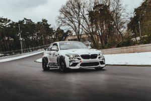 image P90417869_highRes_bmw-m2-cs-racing-by- in Misselijkmakende BMW gallery