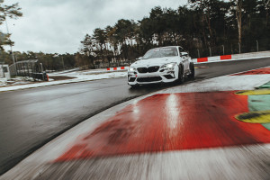 image P90417906_highRes_bmw-m2-cs-racing-by- in Misselijkmakende BMW gallery