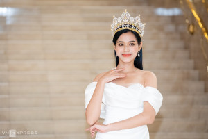image 1 in MissVietnam gallery