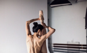 image 9 in Naaktkalender gallery