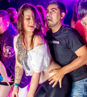 image 13 in Nachtclub1 gallery