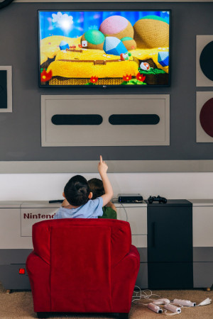 image 56bcd716dd0895b9408b47b5-1136-1704 in NintendoSNES gaming room gallery