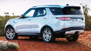 image 2.-Land-Rover-Discovery in onsteelbaar gallery