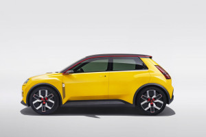 image 2 in Renault 5 gallery