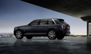 image 10 in Rolls-Royce Cullinan gallery