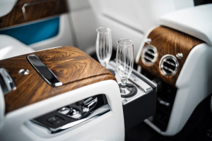 image 13 in Rolls-Royce Cullinan gallery