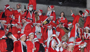 image 5 in Santa Pub Crawl gallery