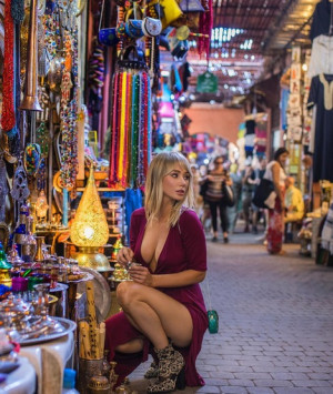 image 11 in Sara Underwood Marokko gallery