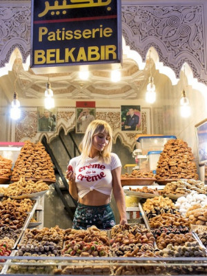 image 12 in Sara Underwood Marokko gallery