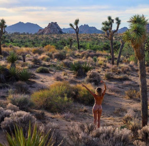 image 23 in Sara Underwood Peper gallery