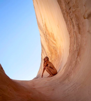 image 14 in sarraaa gallery