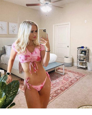 image 14 in selfie20 gallery