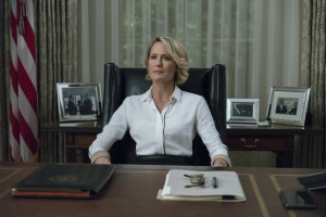 image 27.-House-of-Cards in Series gallery