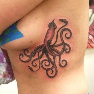 image 8 in sideboobtattoo gallery