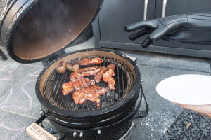 image 2 in Star Wars BBQ gallery
