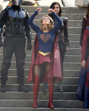 image 3 in Supergirl gallery