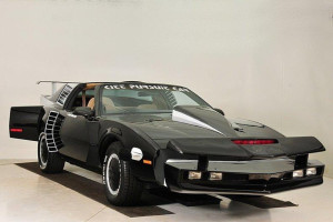 image 12 in superkitt gallery