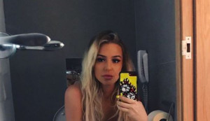 image 3 in Tana Mongeau gallery